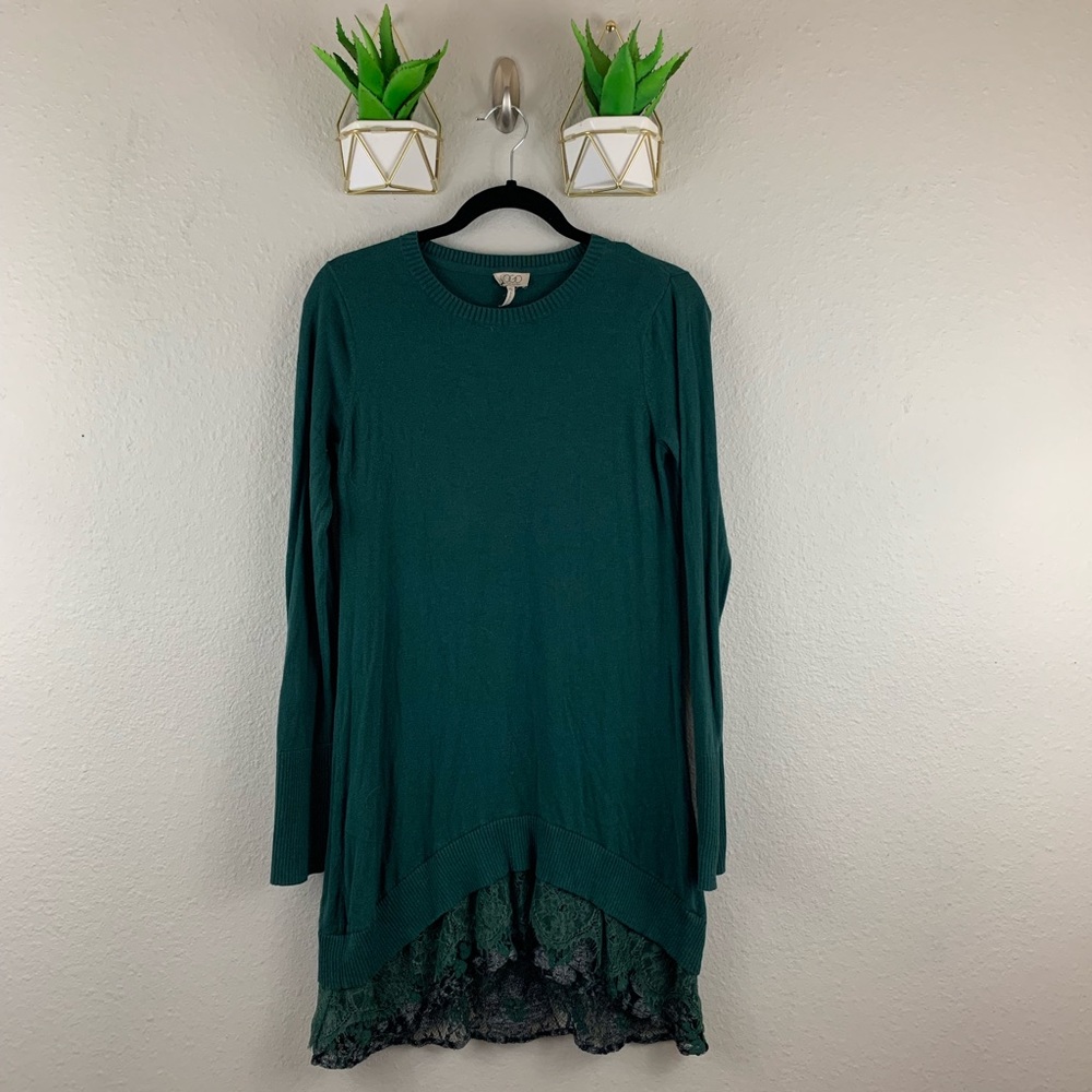 LOGO by Lori Goldstein Sweater Lace Trim Size XS